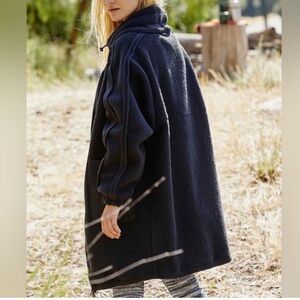 Free People Movement Glacier Long Black Snap Closure Fleece jacket